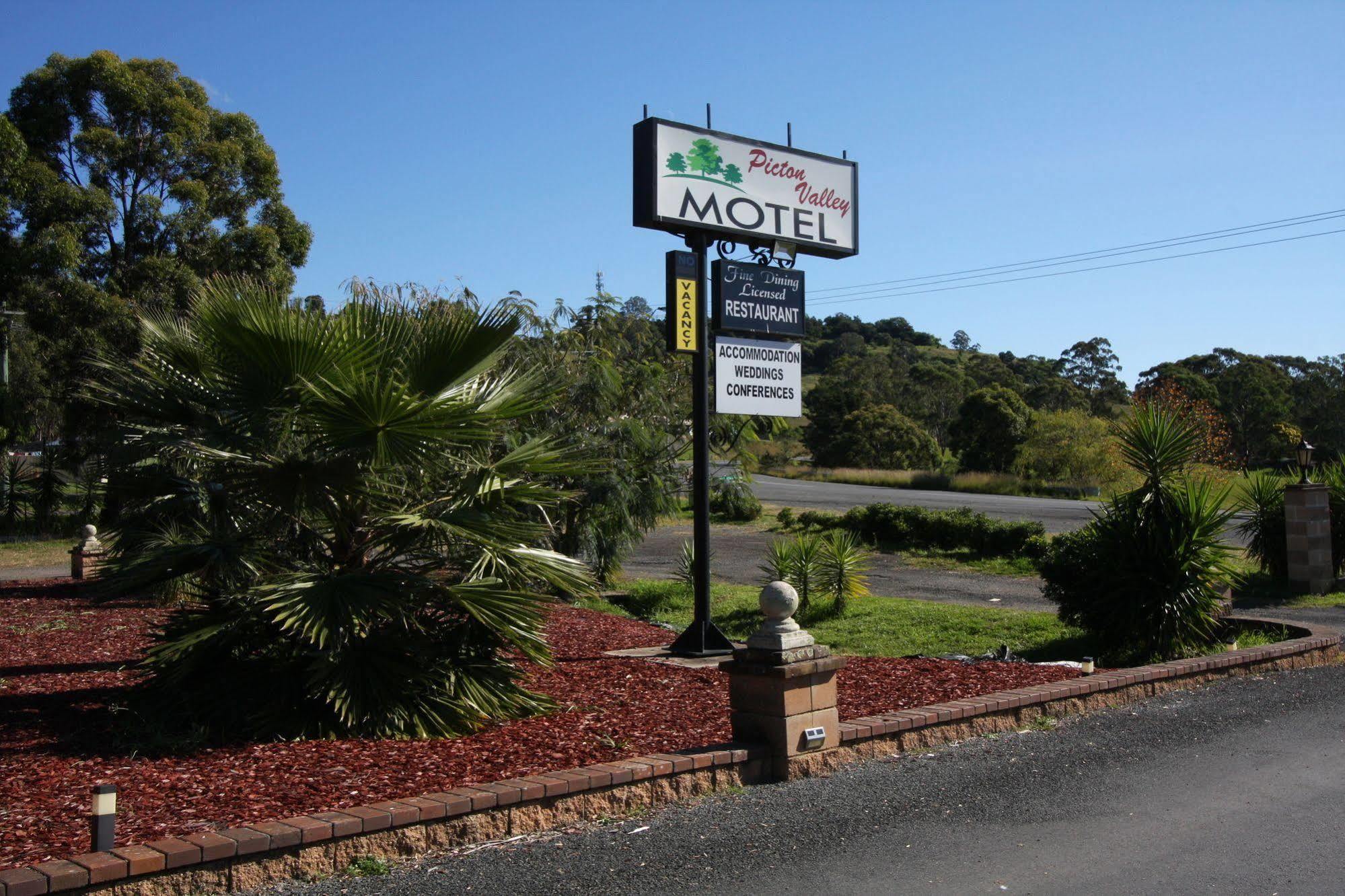 Picton Valley Motel Australia Экстерьер фото